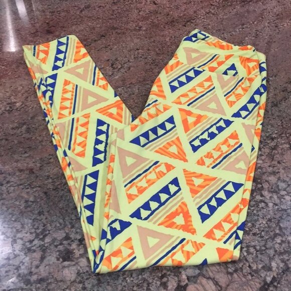 OS NWOT LuLaRoe Leggings H02 4681 - Picture 1 of 3